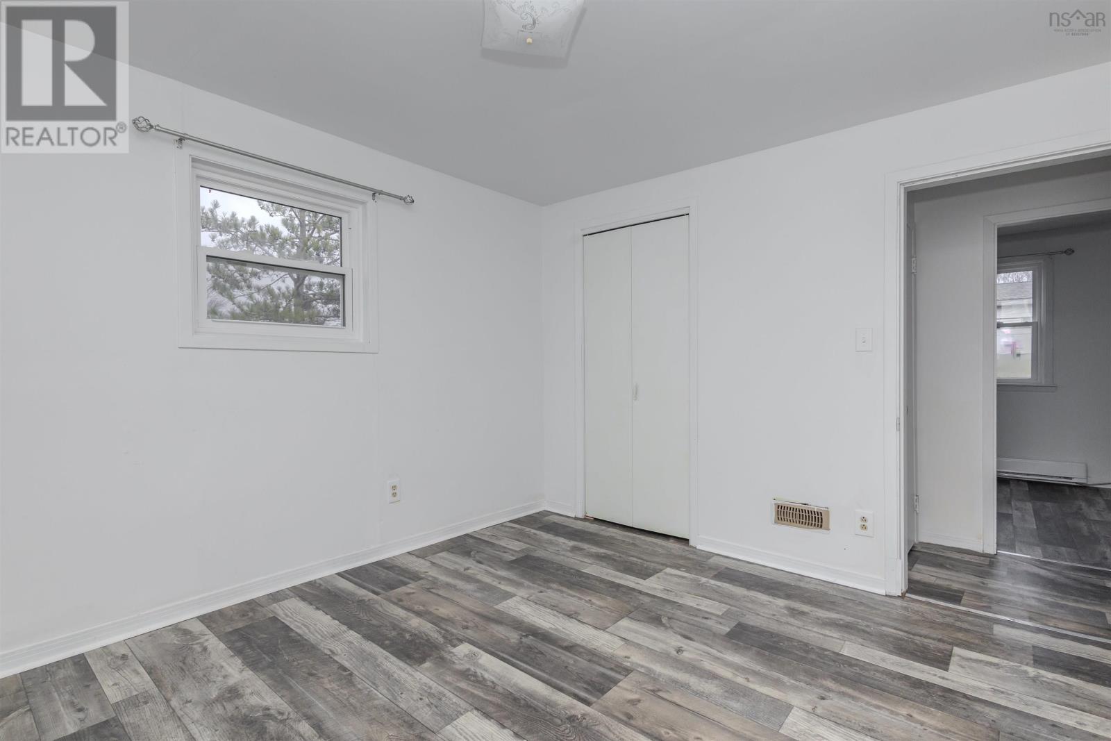 214 Alexandra Street Property Photo 30