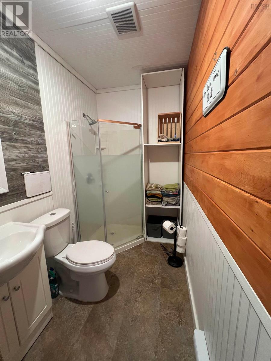 5127 Highway 224 Property Photo 7