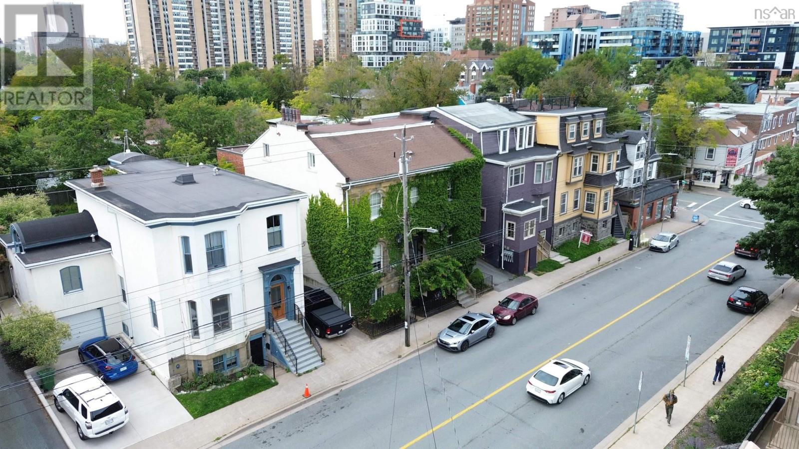 1266 Queen Street Property Photo 1