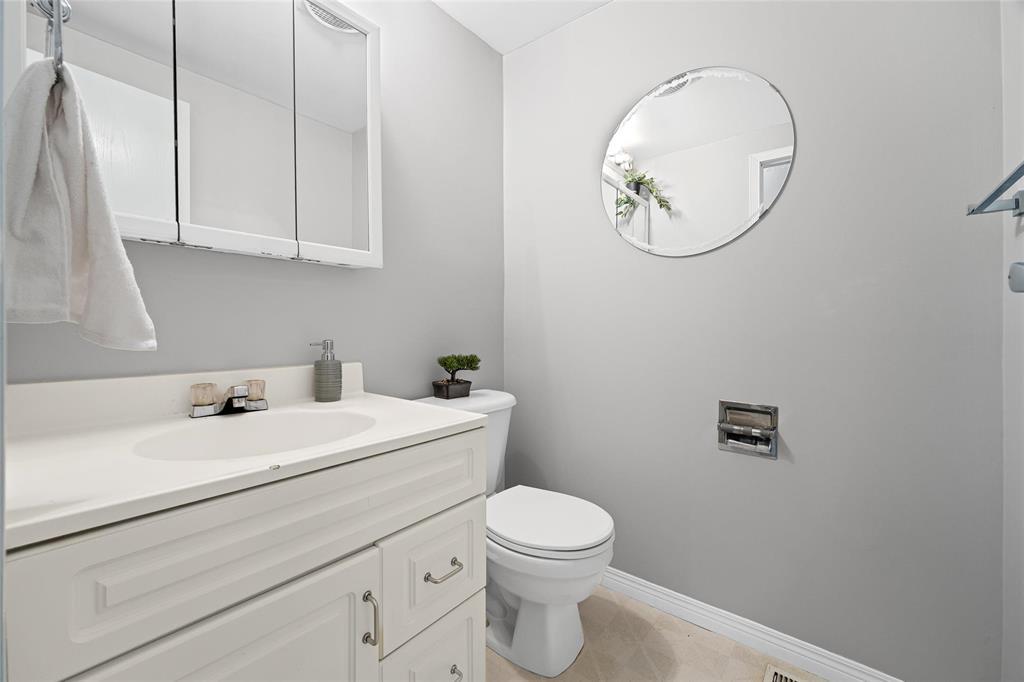 52 Whitehall Boulevard Property Photo 13