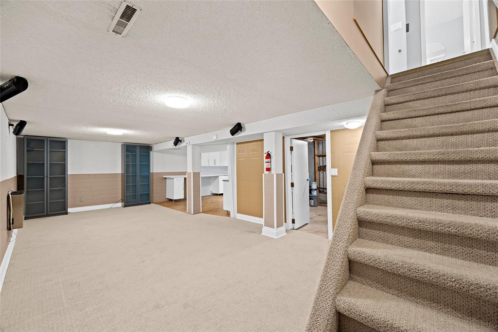 52 Whitehall Boulevard Property Photo 30