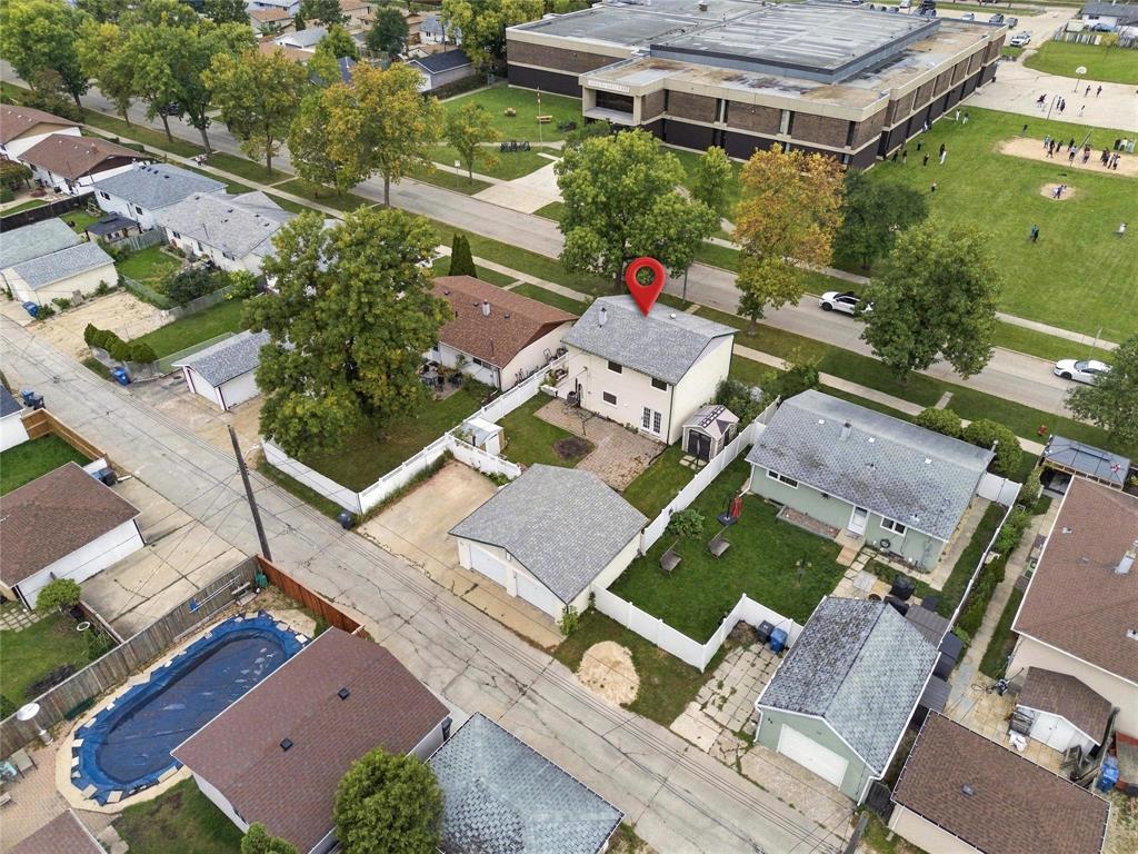 52 Whitehall Boulevard Property Photo 38