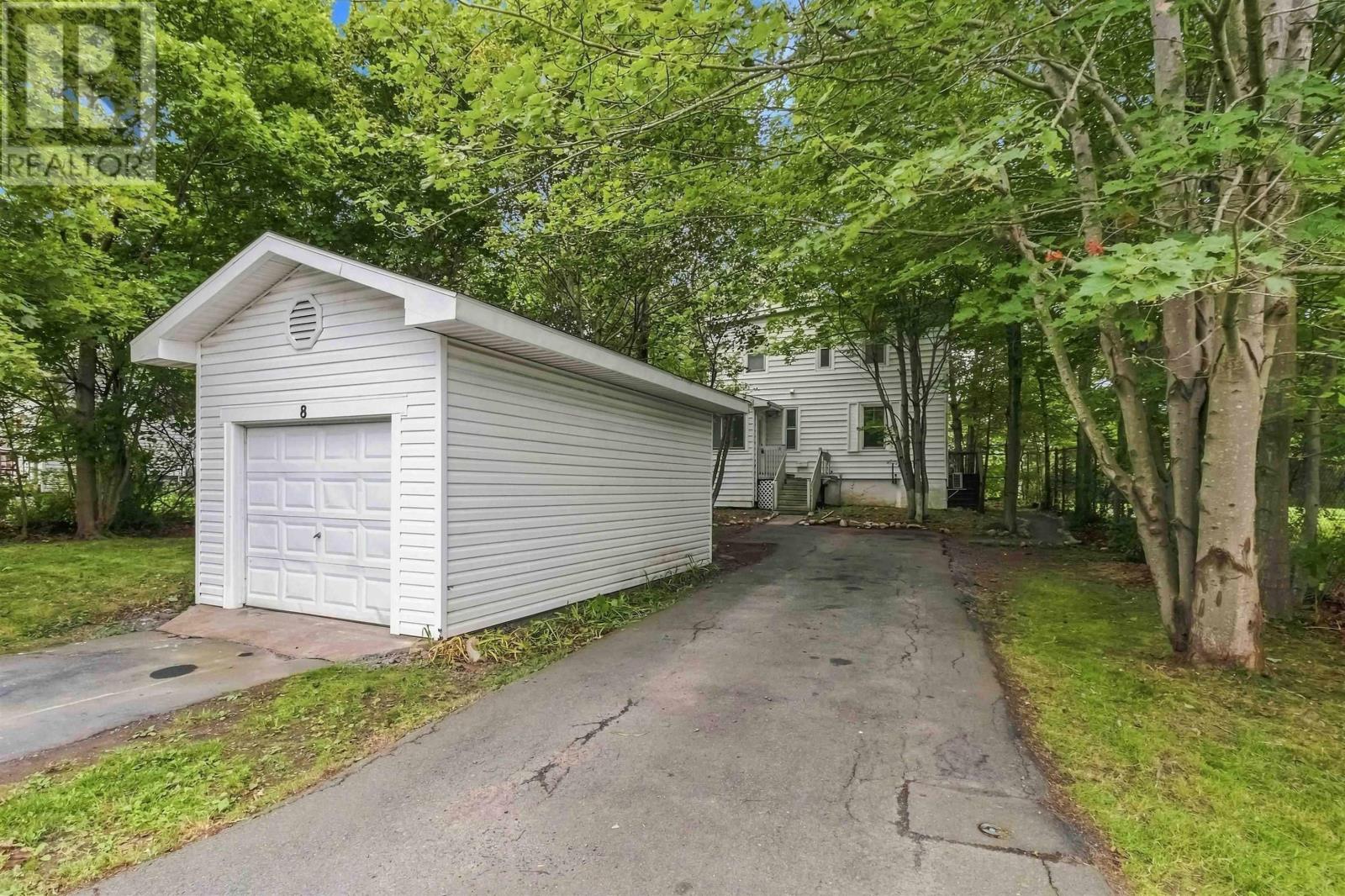 8 Franklyn Street Property Photo 3