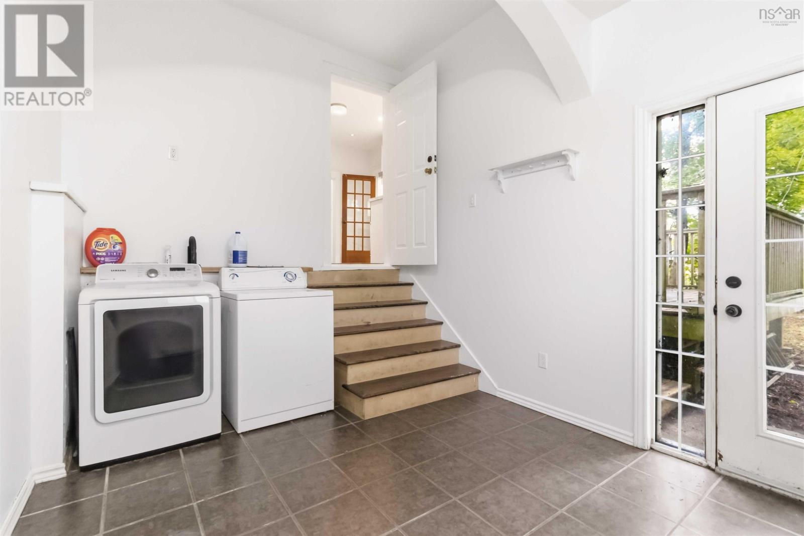 8 Franklyn Street Property Photo 18