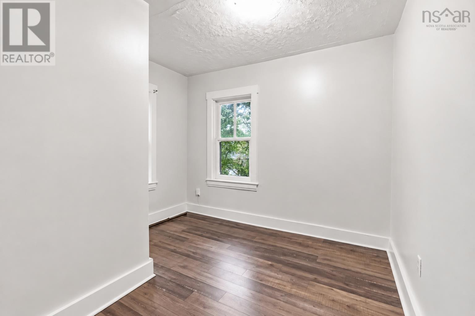 8 Franklyn Street Property Photo 24