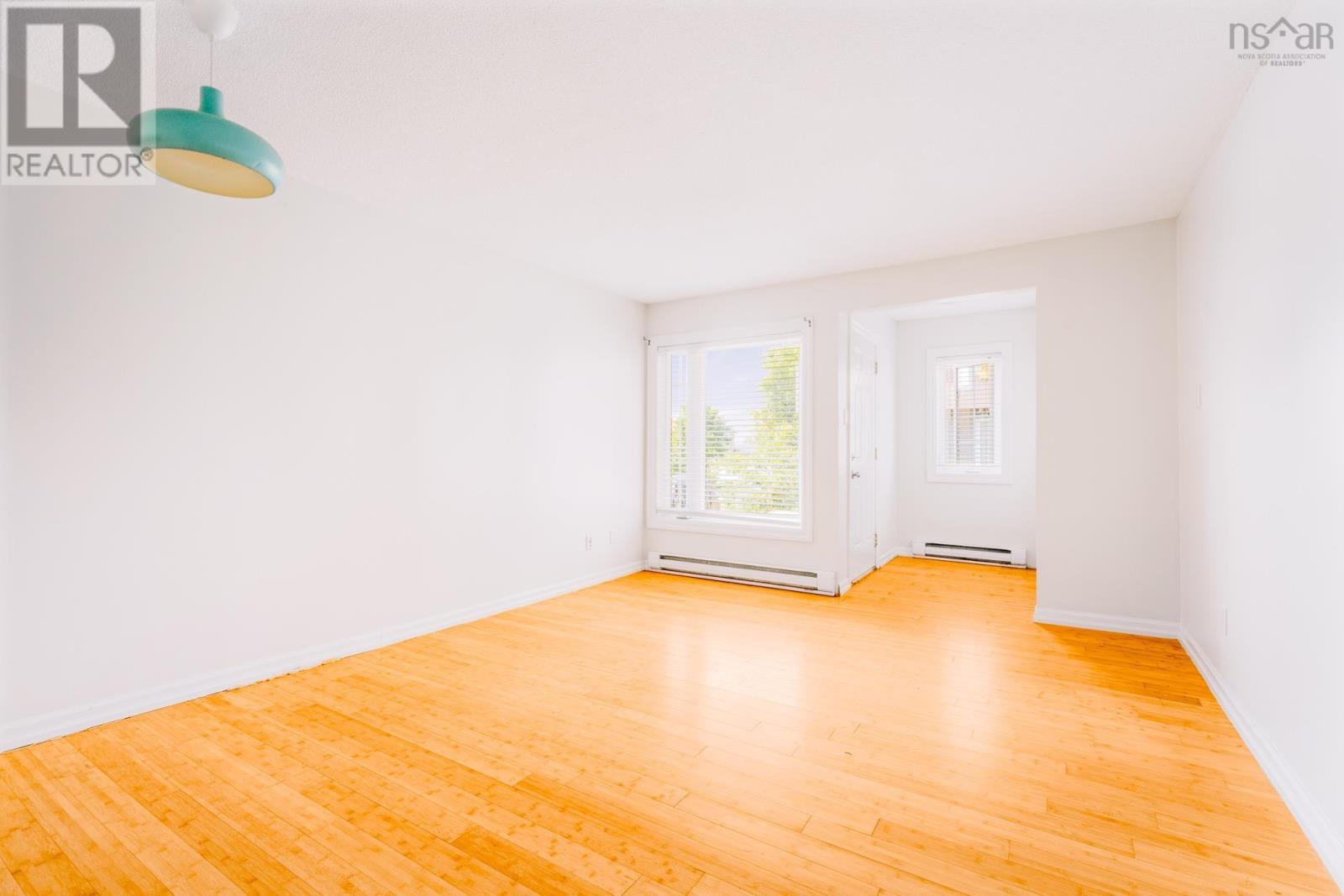 4 Rose Way Property Photo 6