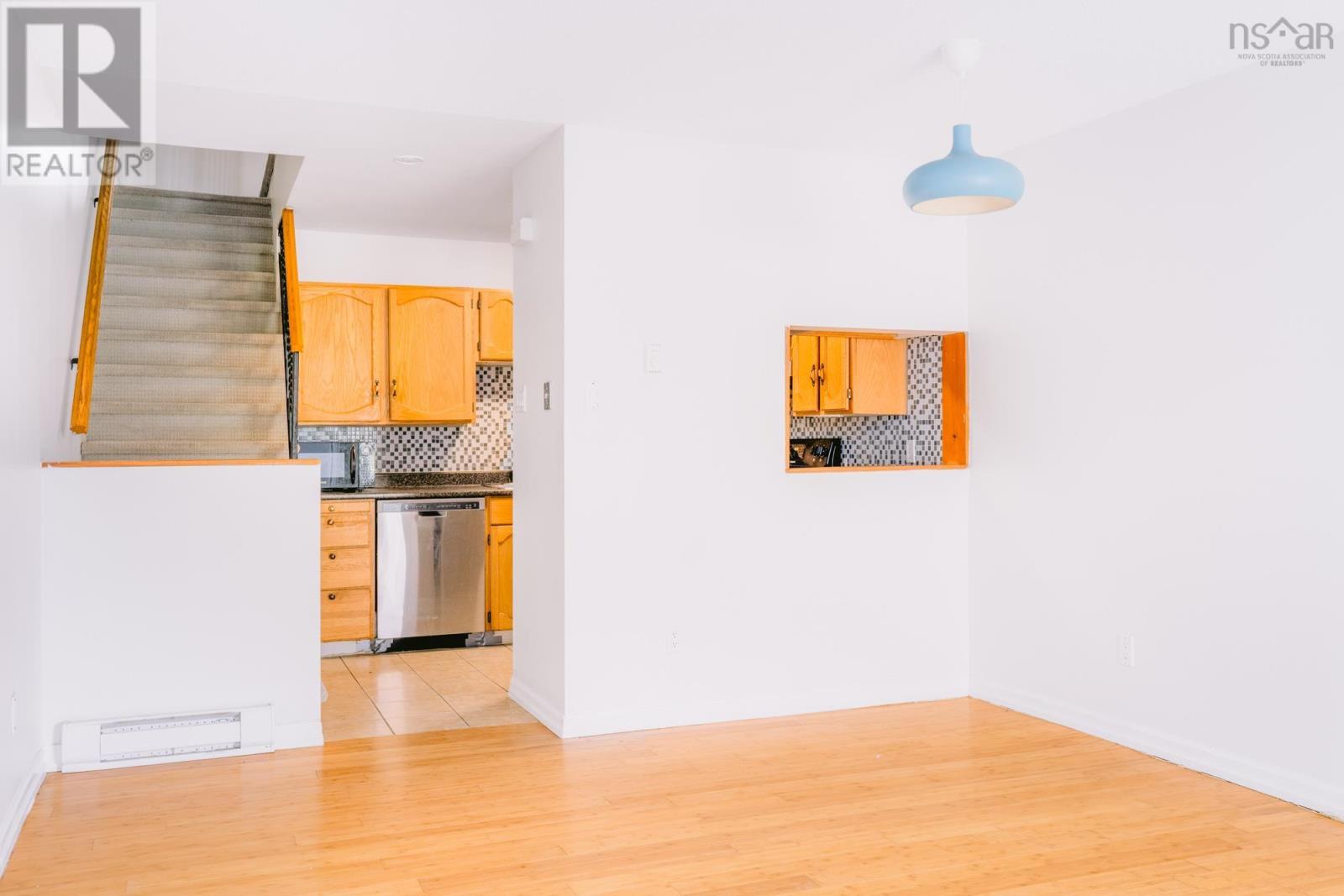 4 Rose Way Property Photo 9