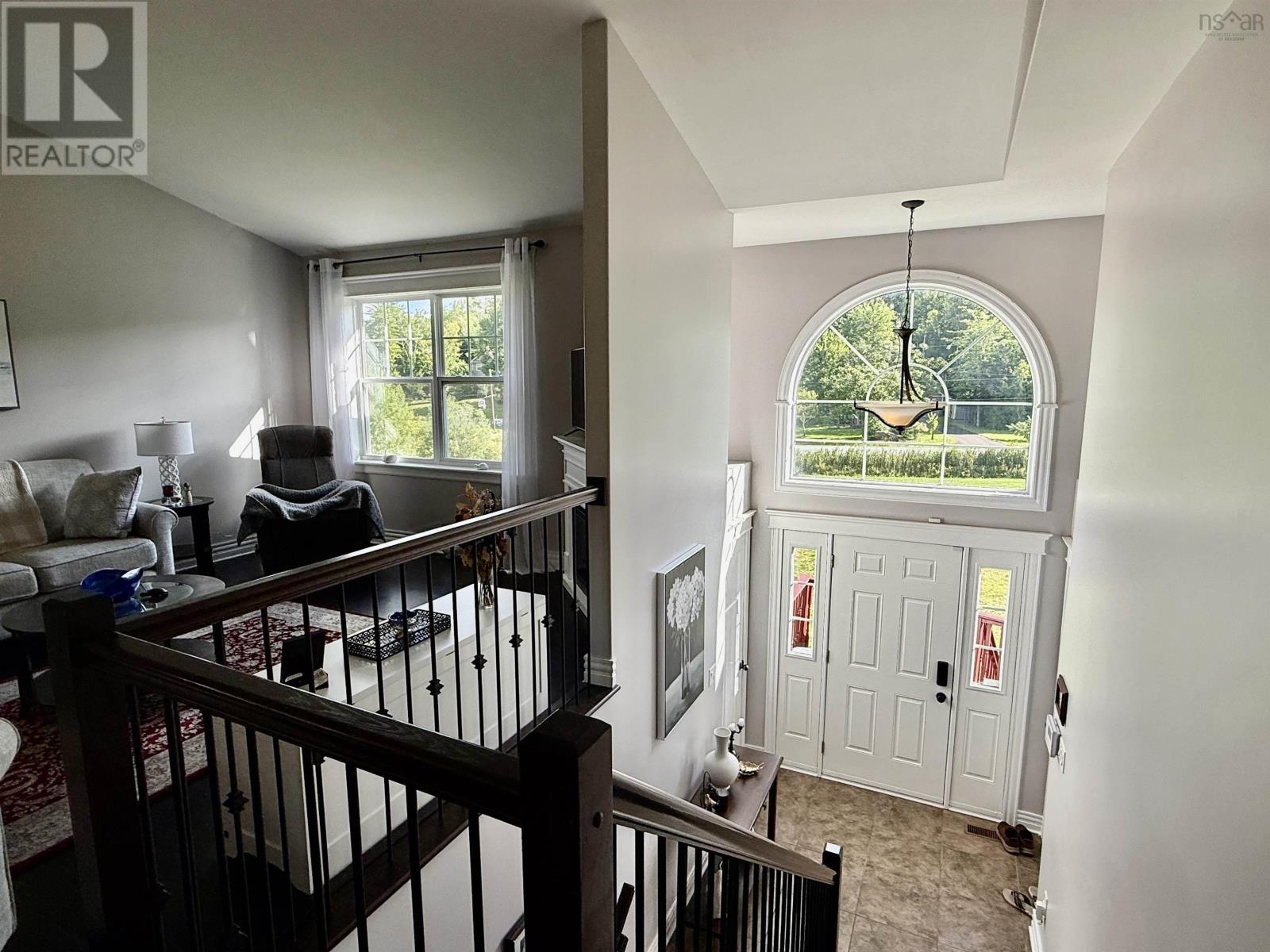 258 Heatherglen Drive Property Photo 3