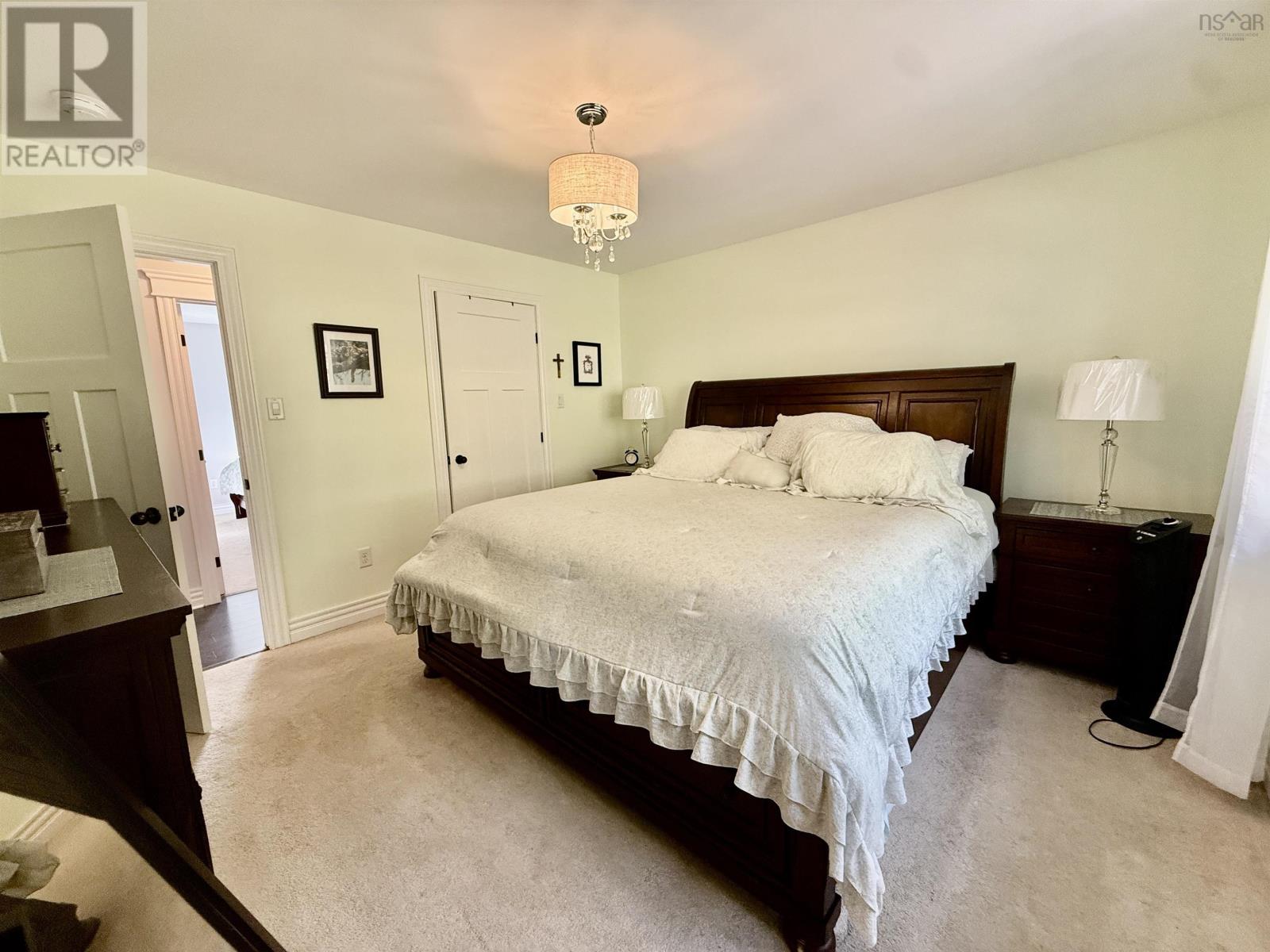 258 Heatherglen Drive Property Photo 22