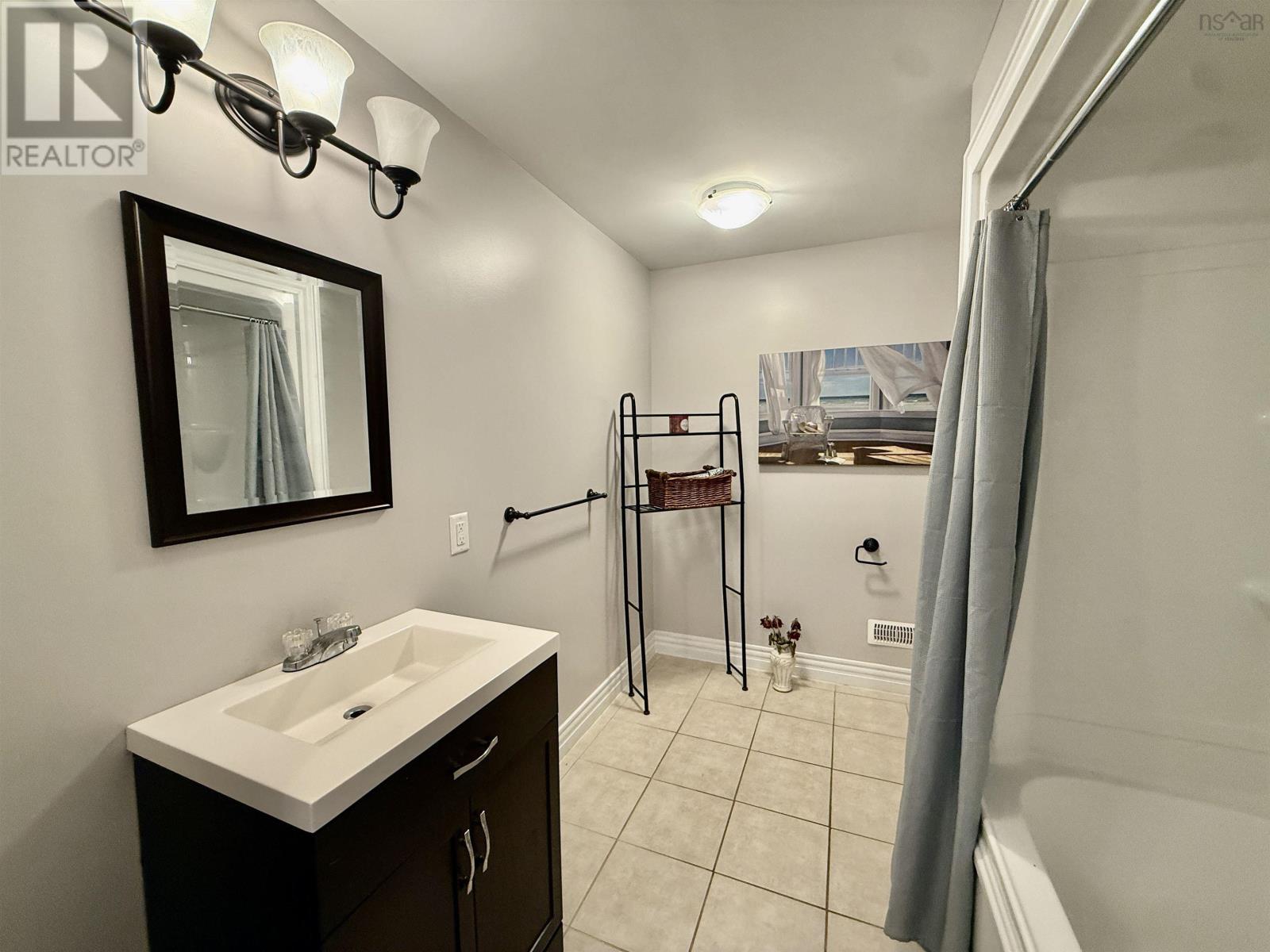 258 Heatherglen Drive Property Photo 40