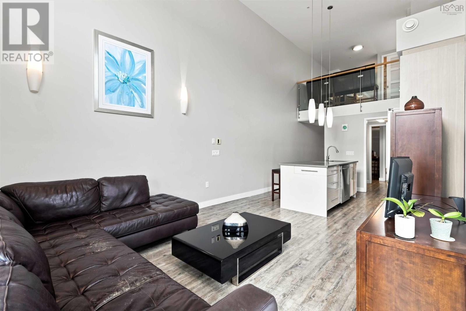 213 5662 Roberts Street Property Photo 17