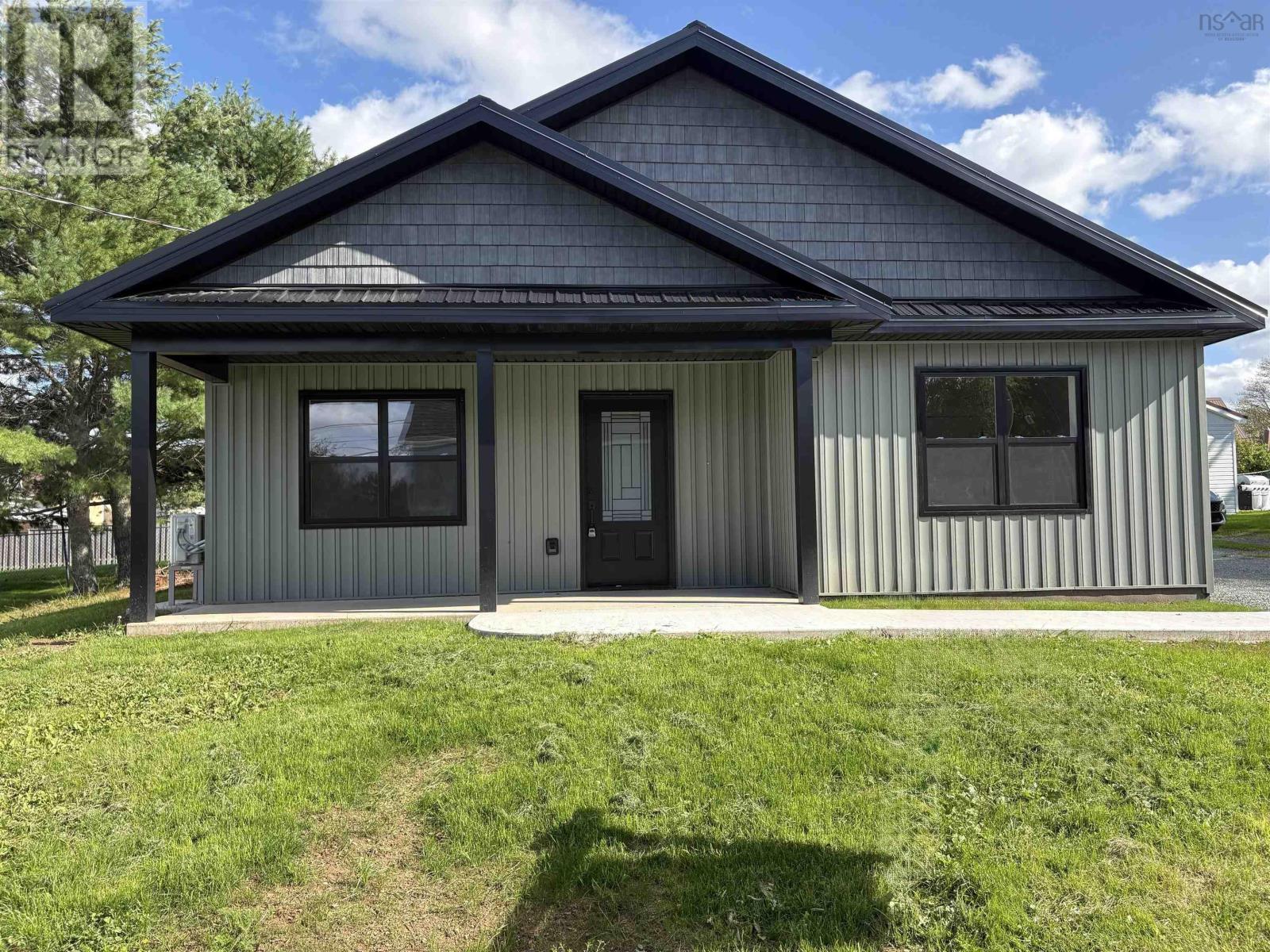 1921 Rundle's Lane Property Photo 1