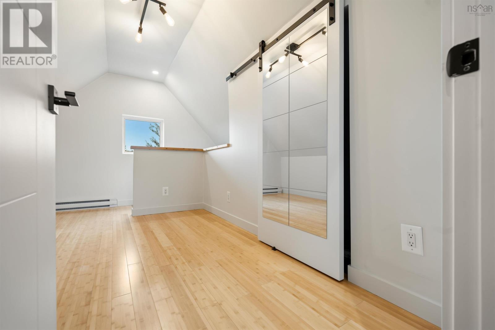350-354 Tremont Street Property Photo 22