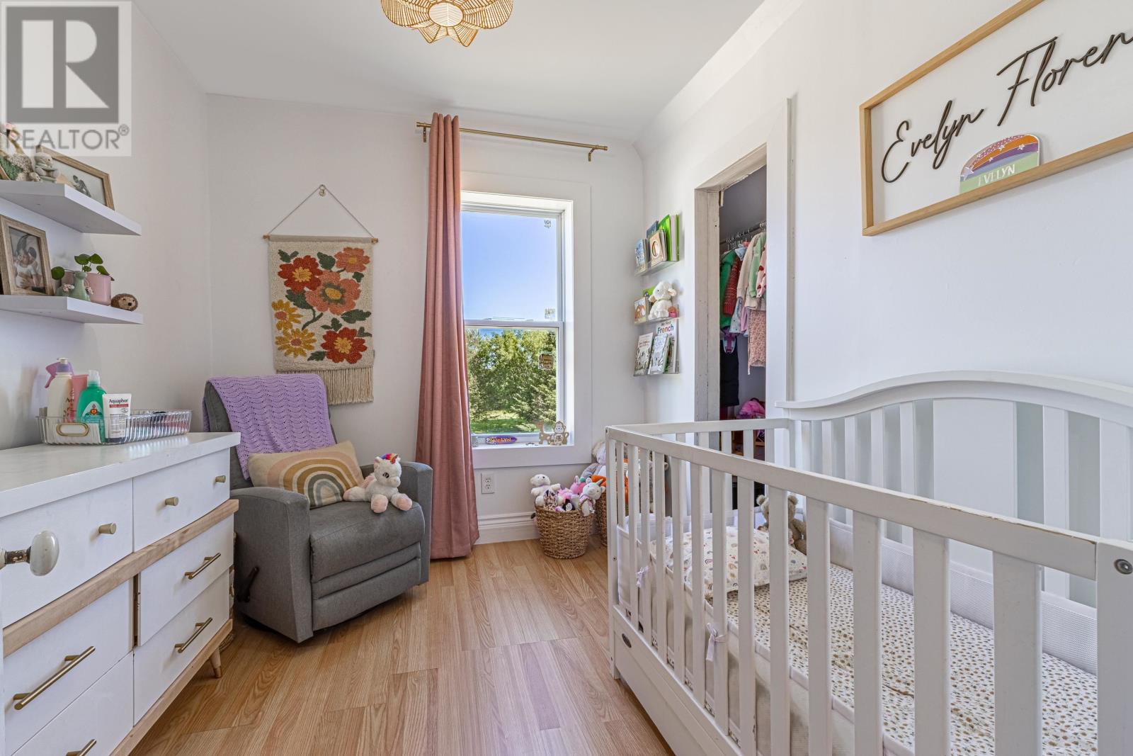 34 Little Street Property Photo 18