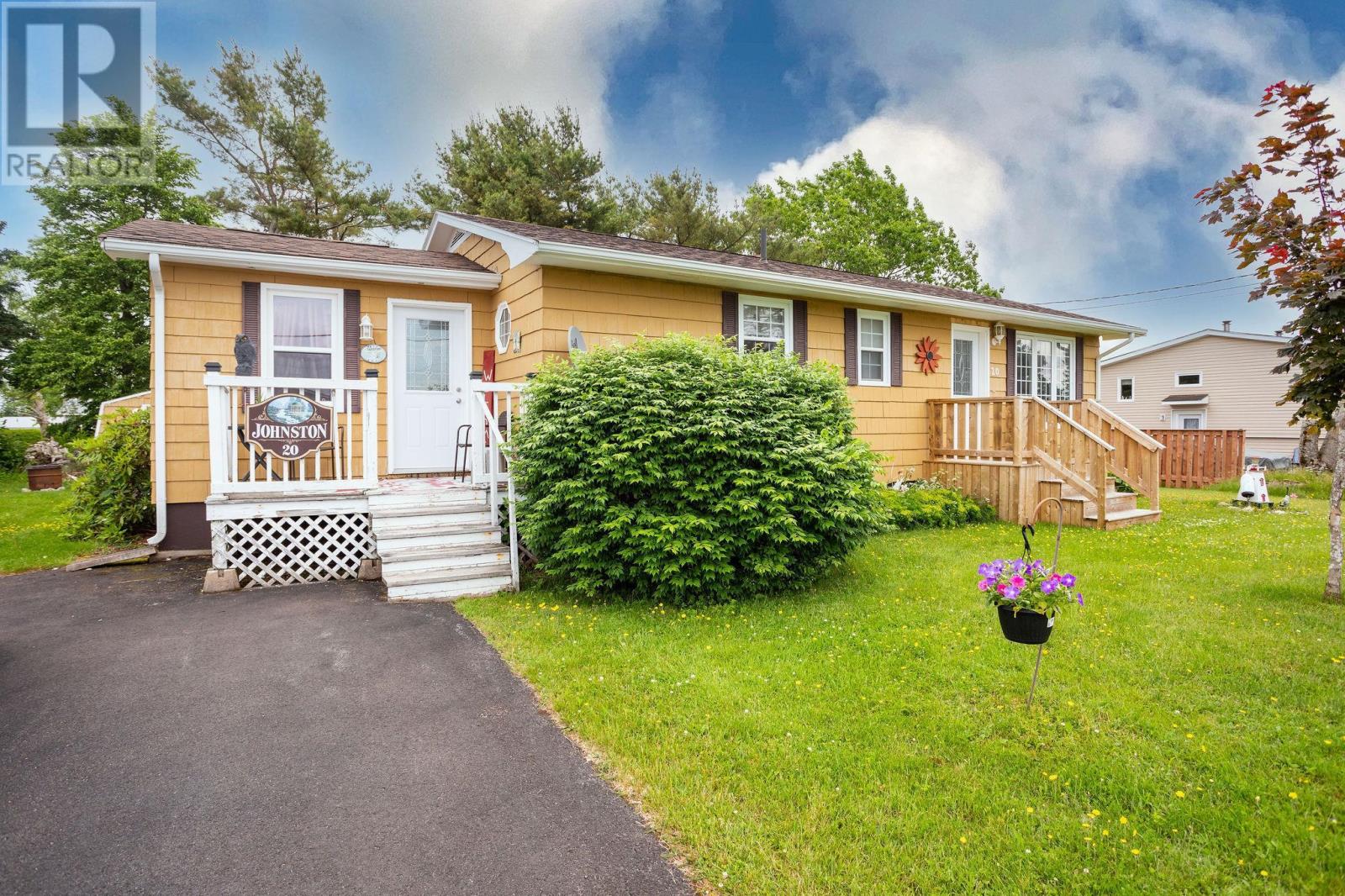 20 Yeo Crescent Property Photo
