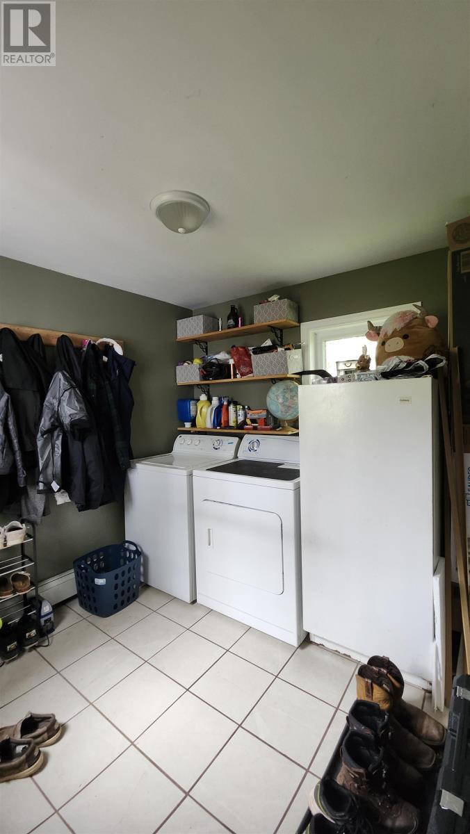 6067 Route 1 Property Photo 2
