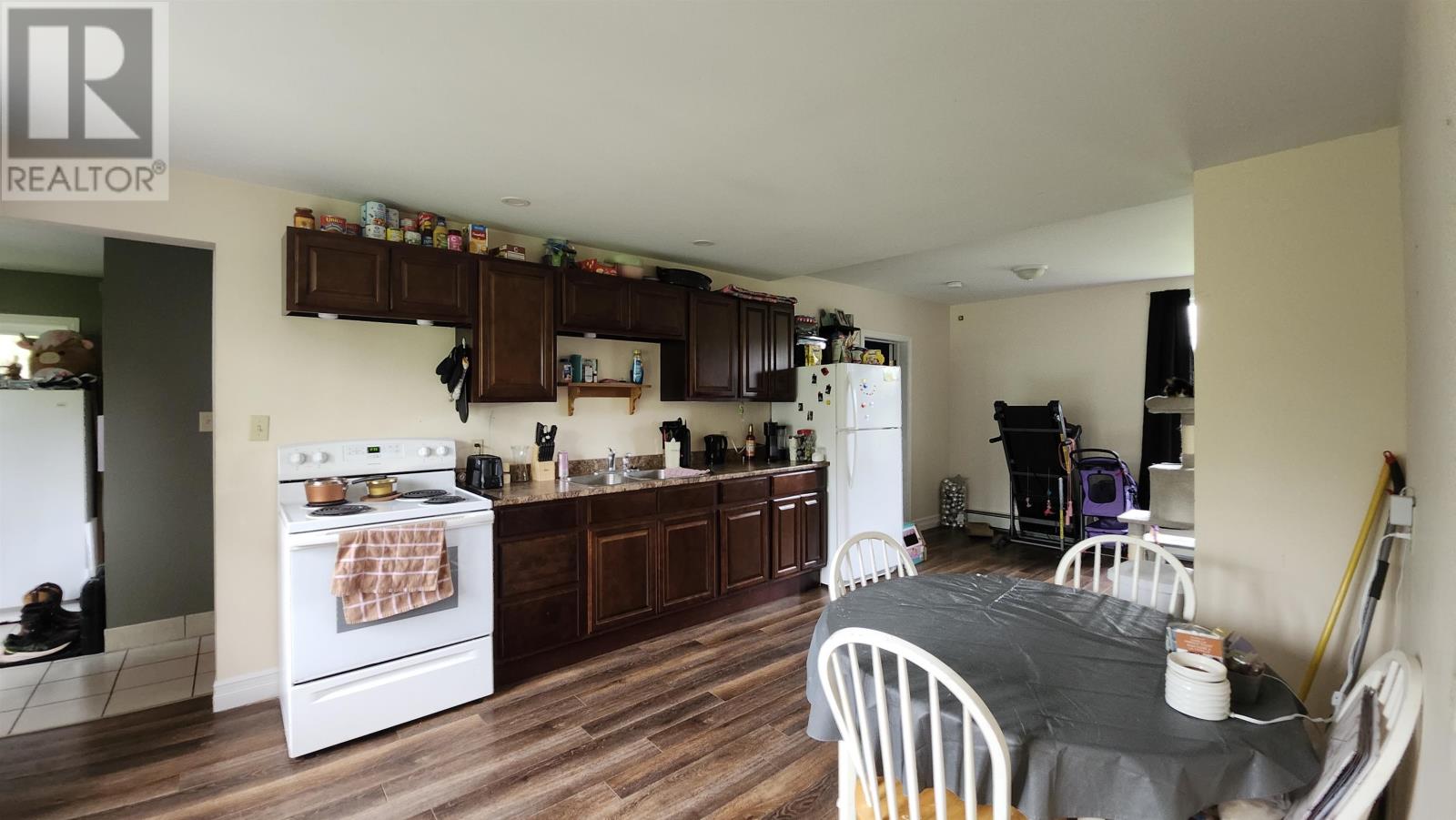 6067 Route 1 Property Photo 4