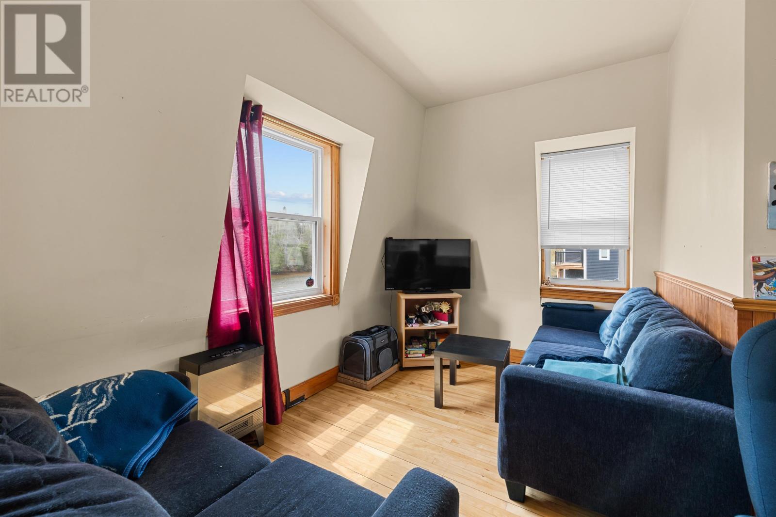 14 Riverside Drive Property Photo 3