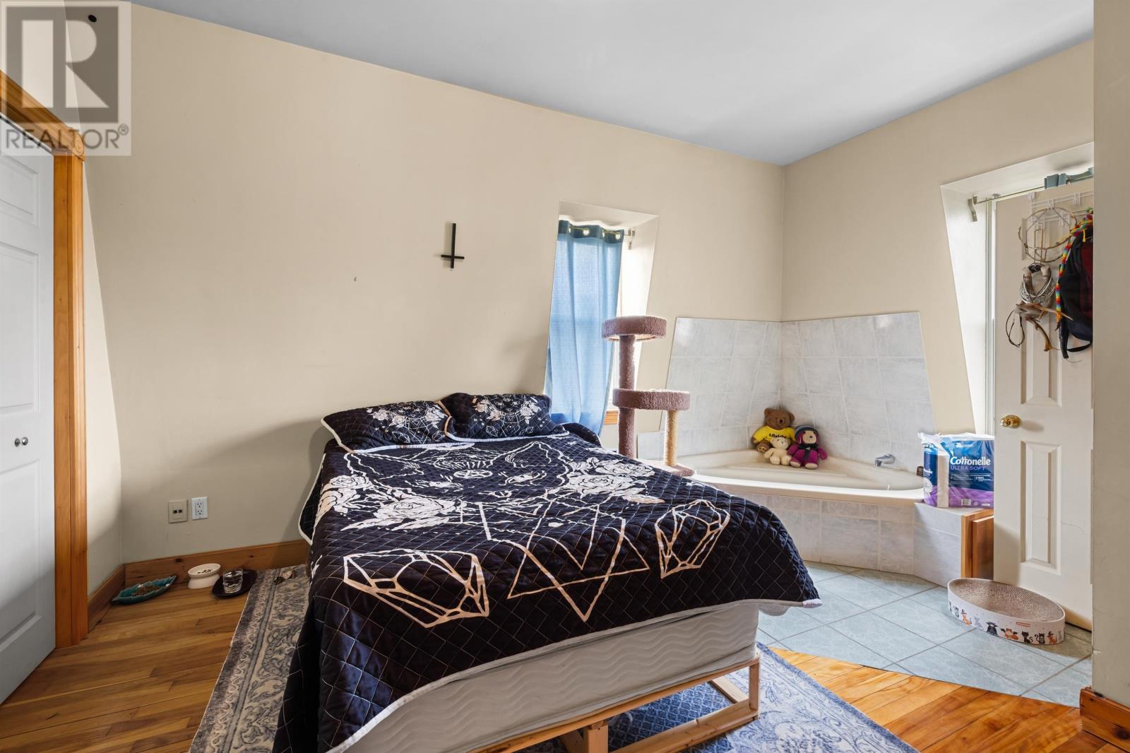 14 Riverside Drive Property Photo 14
