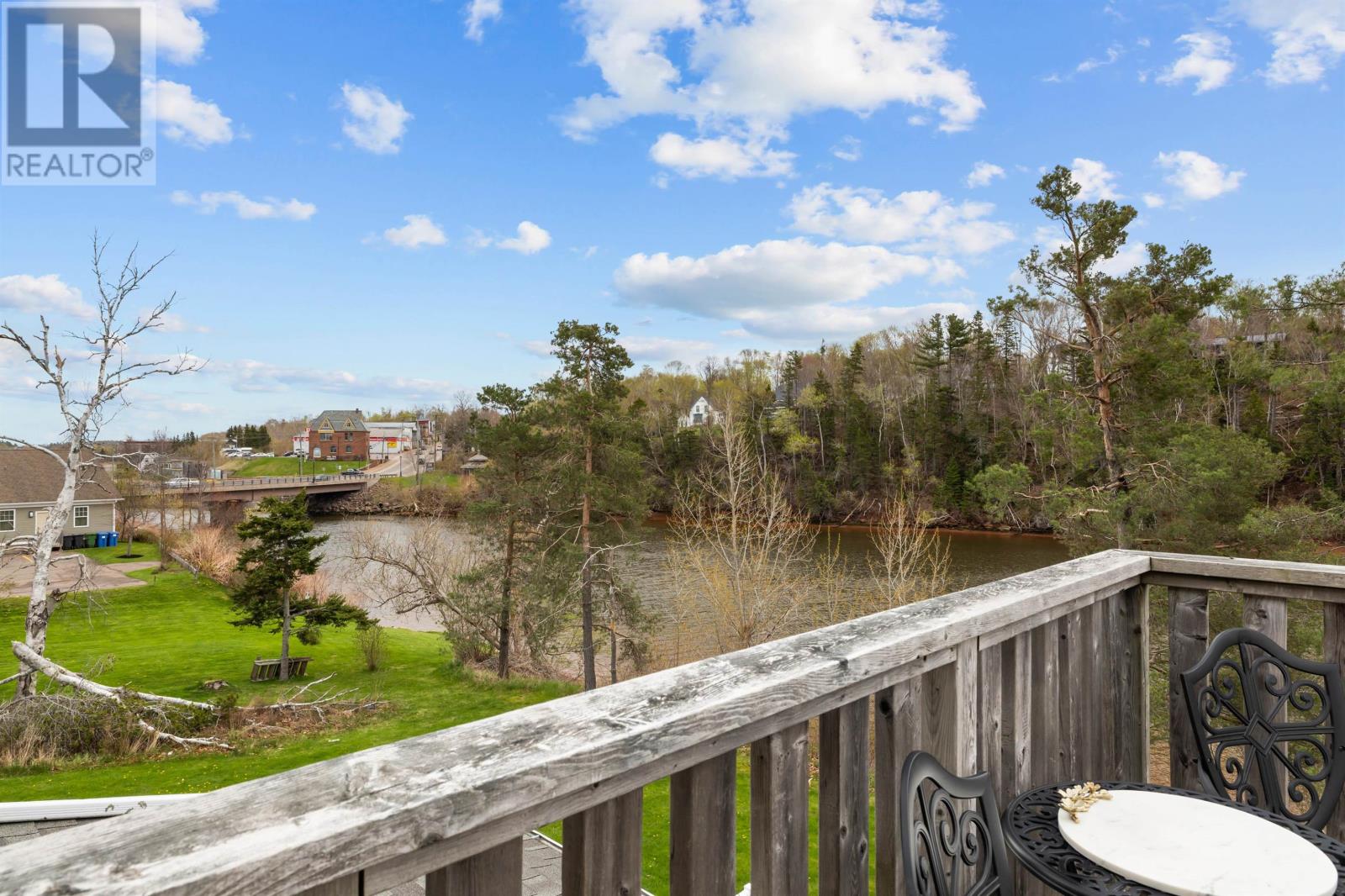 14 Riverside Drive Property Photo 17