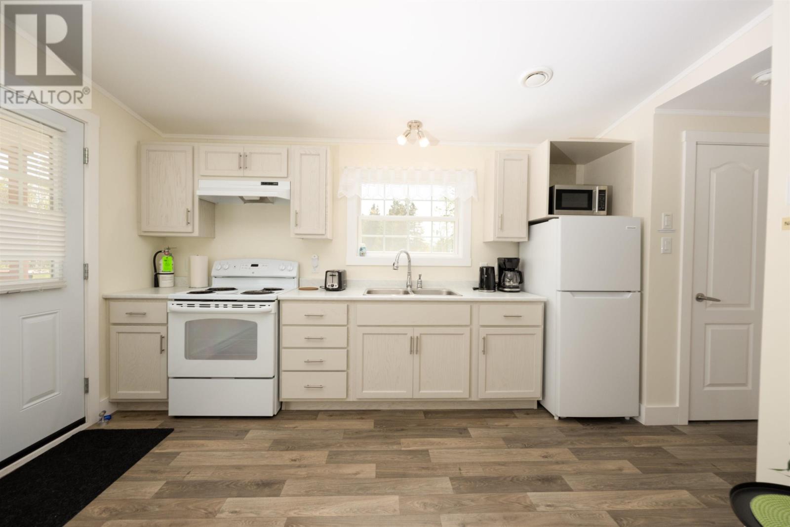 201 Britain Shore Road Property Photo 10