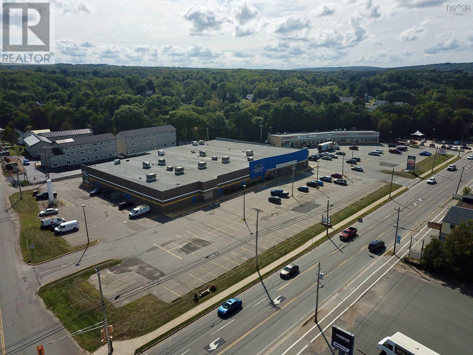 8944 Commercial Street Property Photo 2