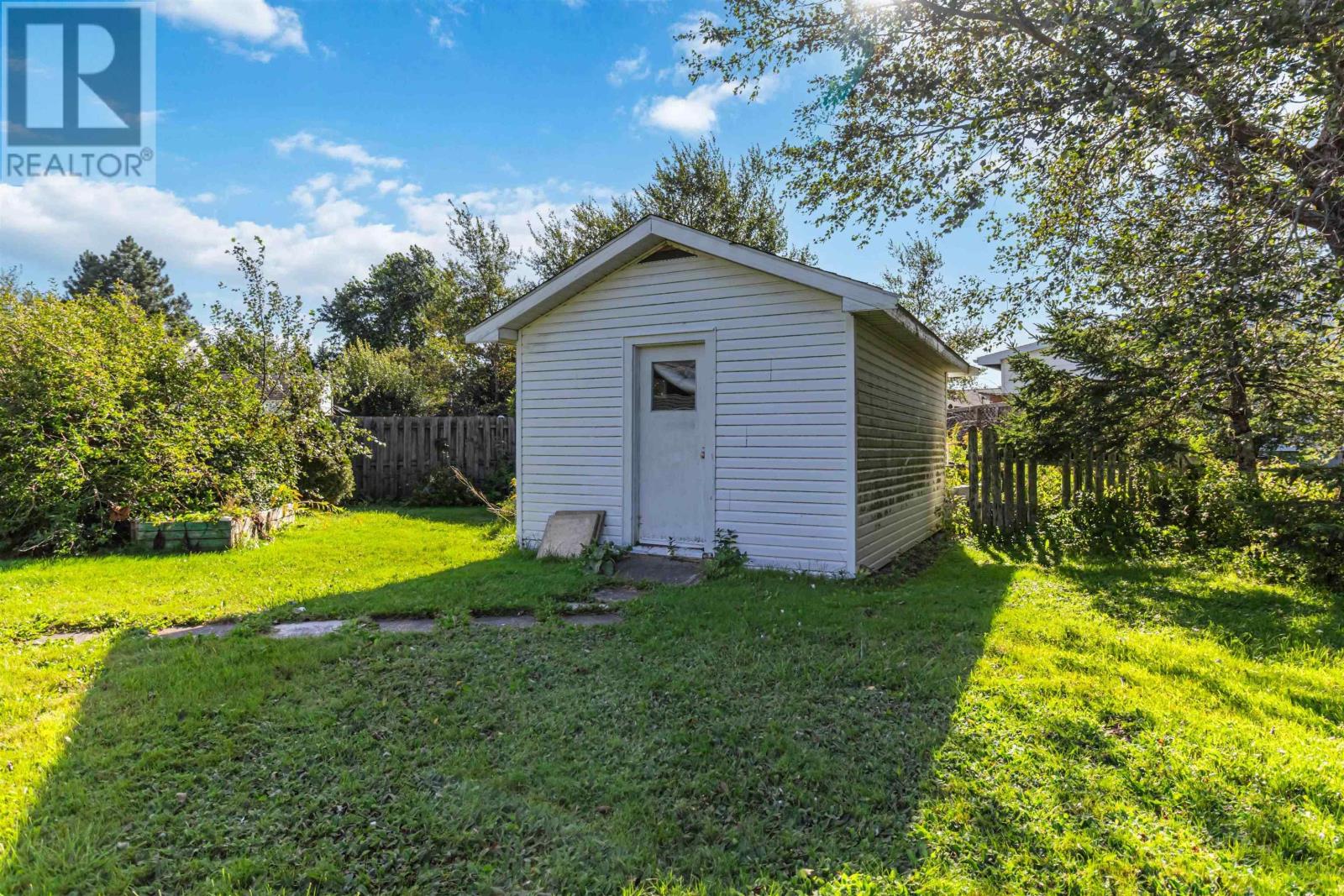 301 Cow Bay Road Property Photo 11