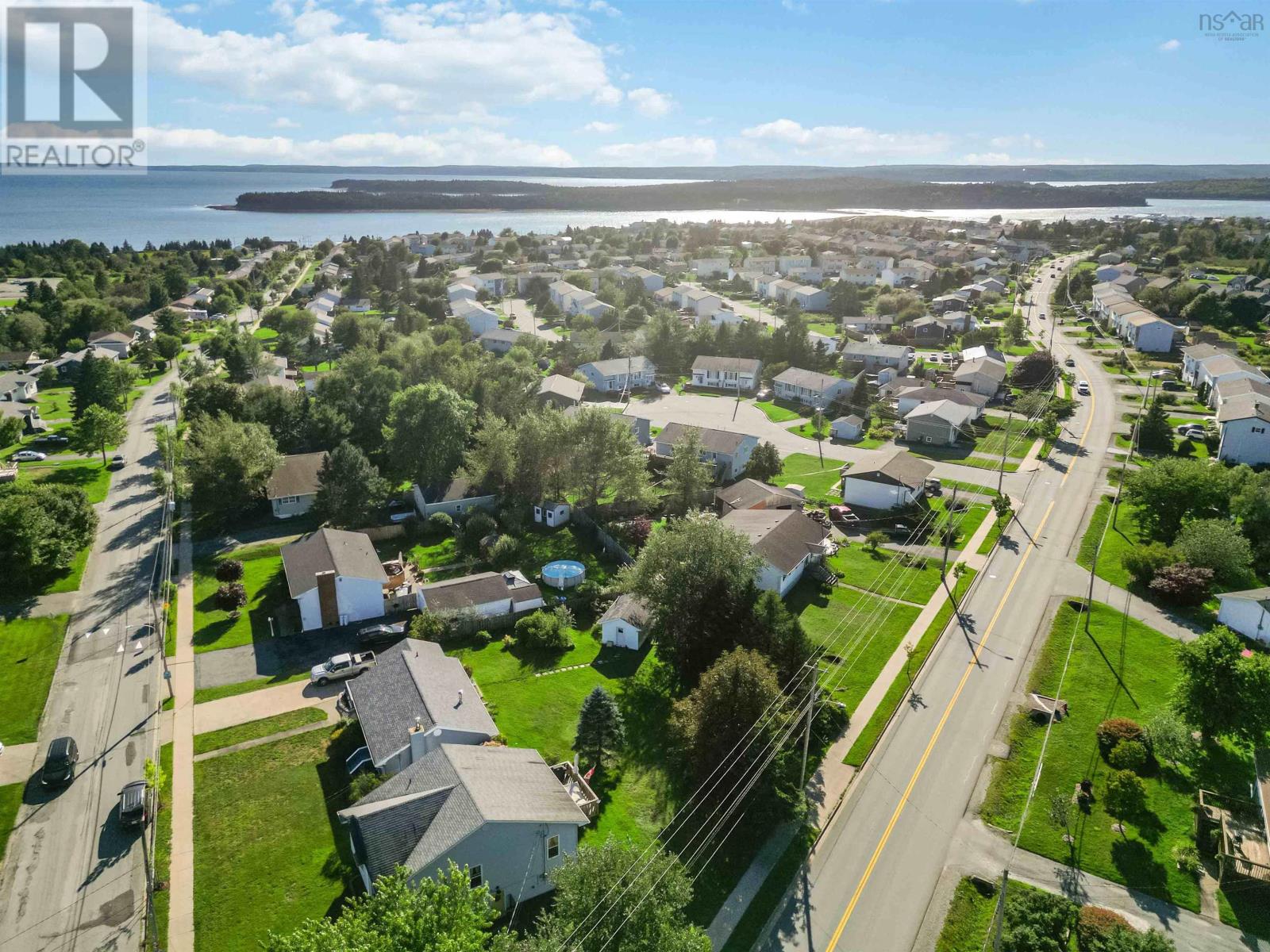301 Cow Bay Road Property Photo 17