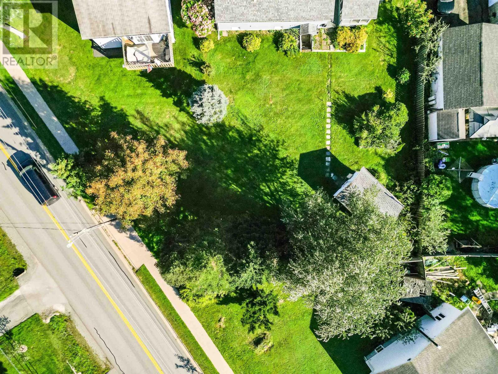301 Cow Bay Road Property Photo 27