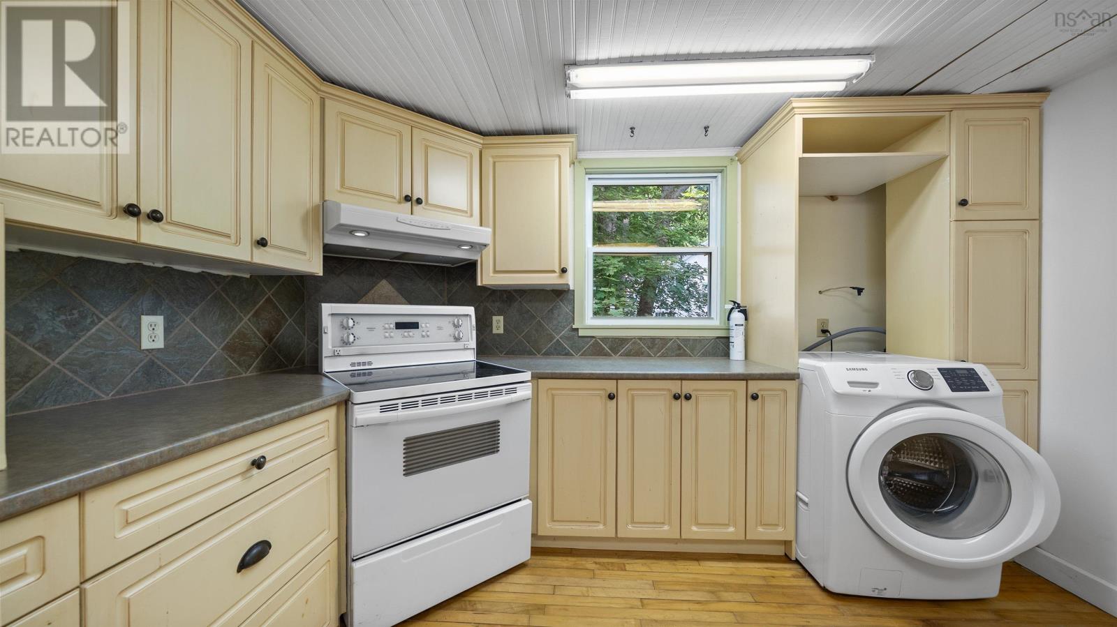 2532 1 Highway Property Photo 8