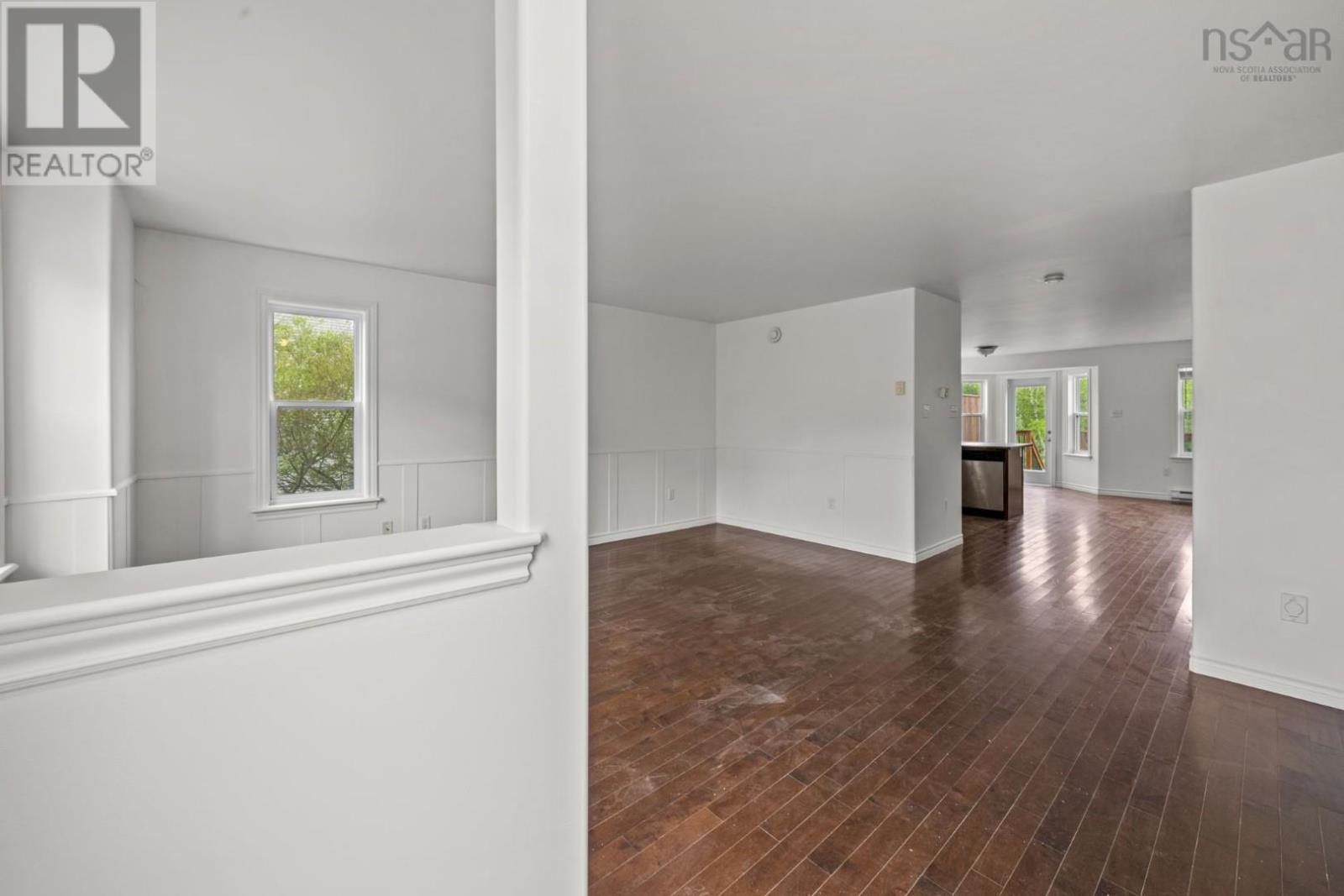 138 Transom Drive Property Photo 4