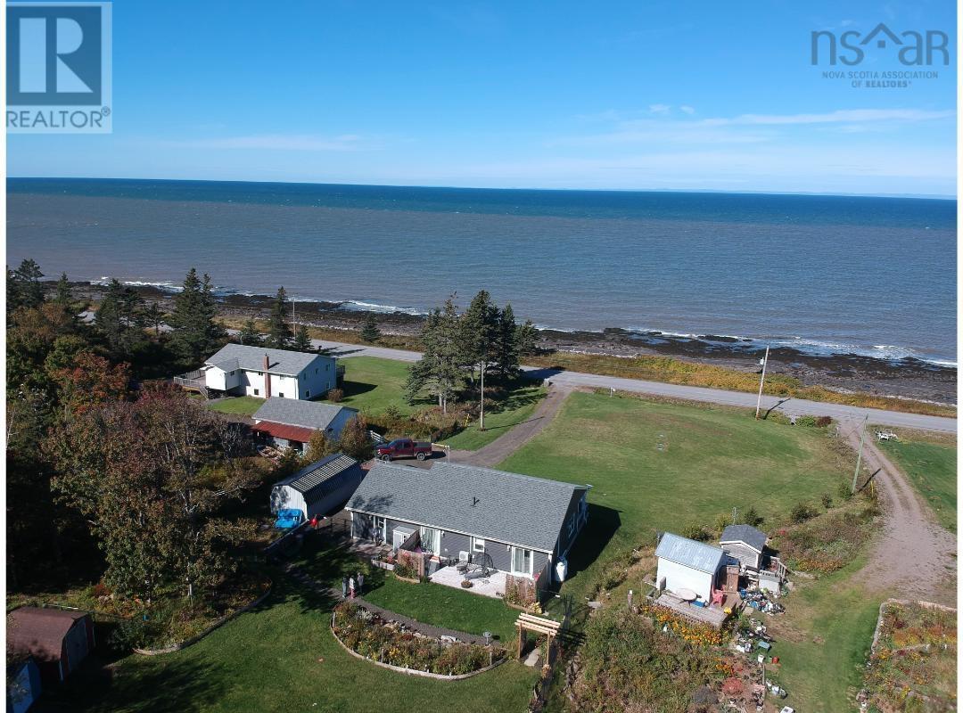12044 Shore Road E Property Photo 1