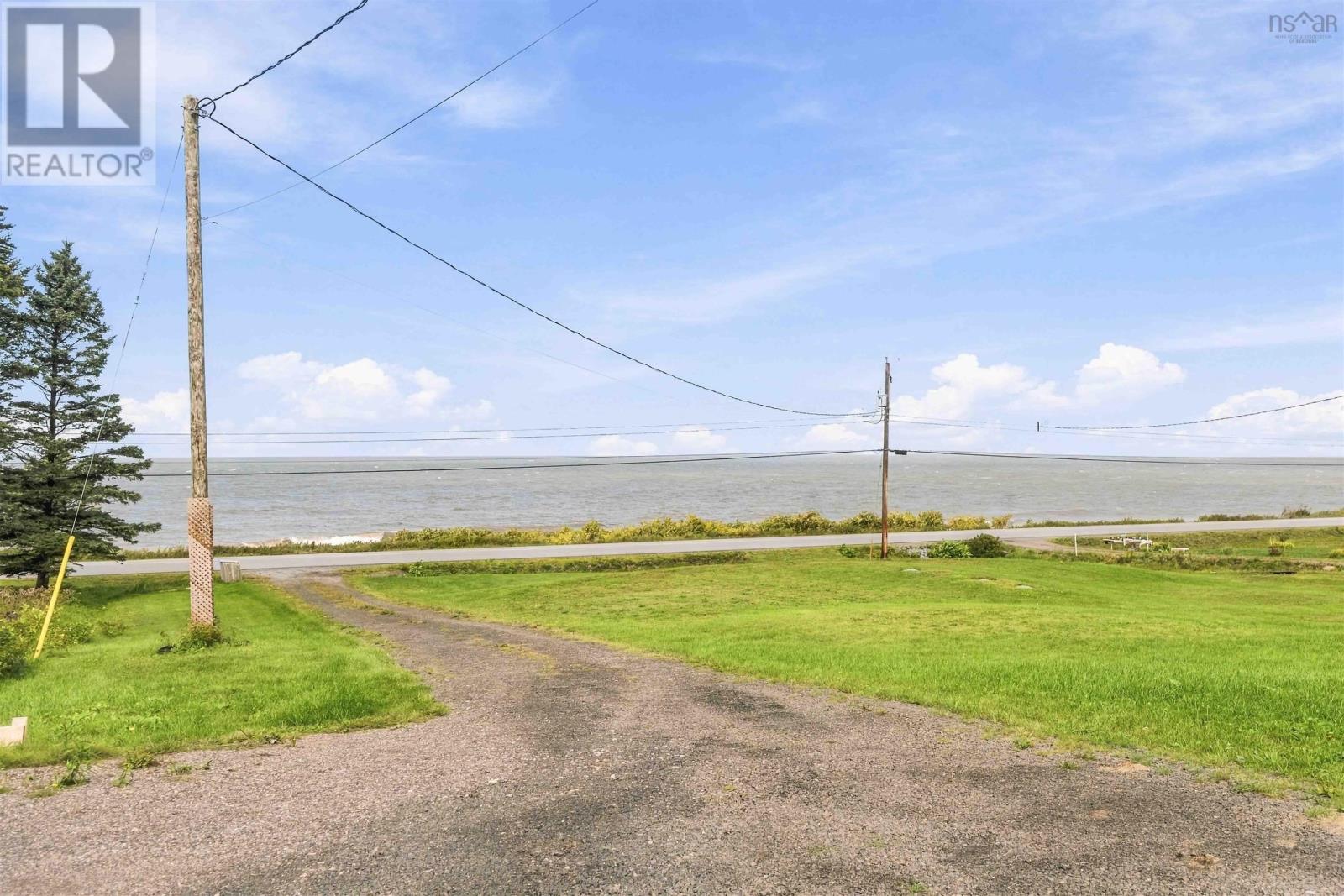 12044 Shore Road E Property Photo 12