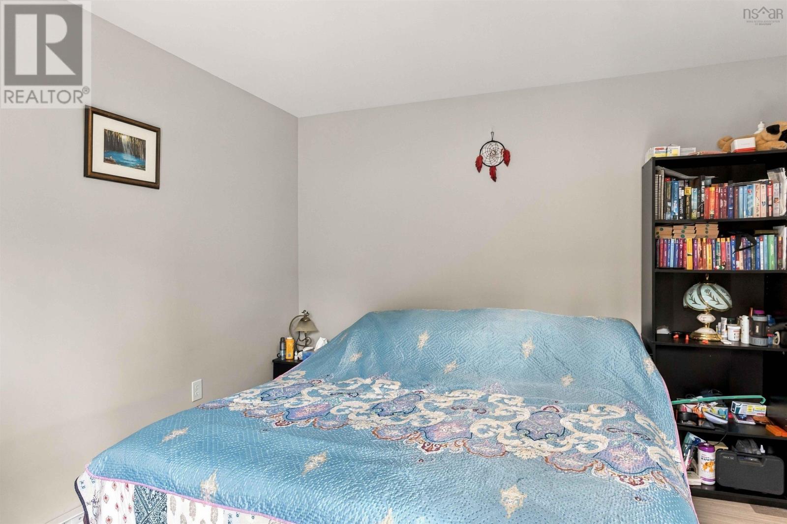12044 Shore Road E Property Photo 26