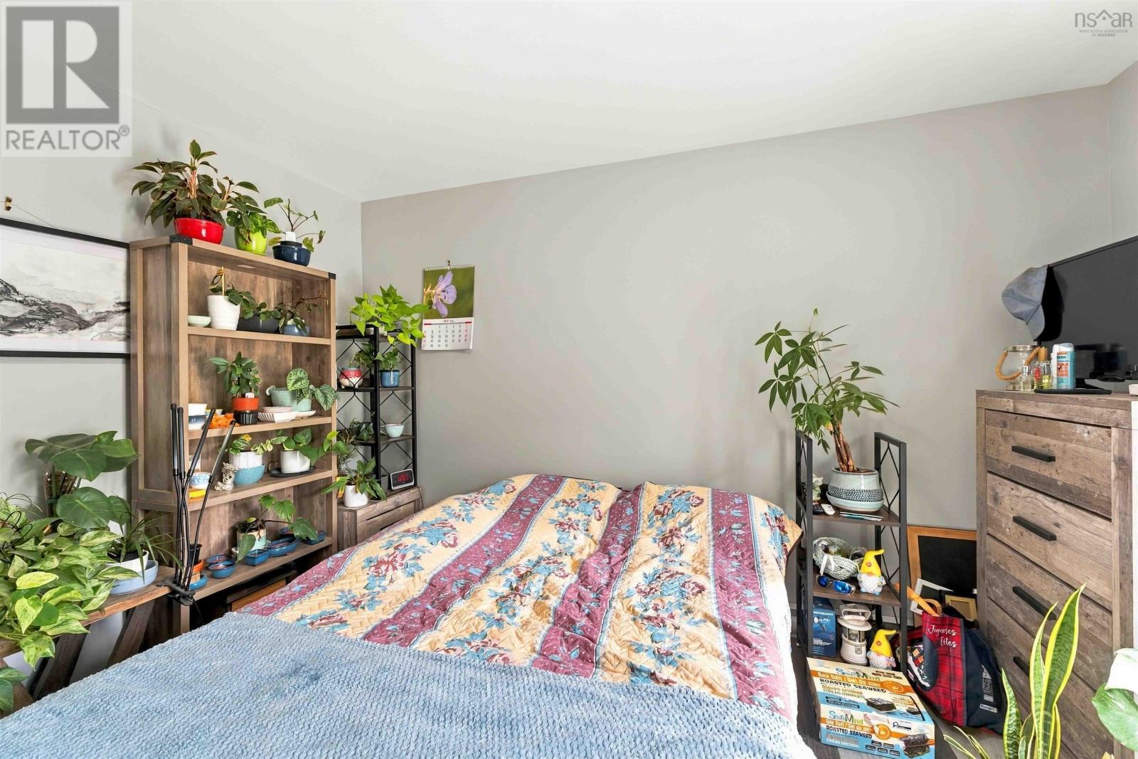 12044 Shore Road E Property Photo 30