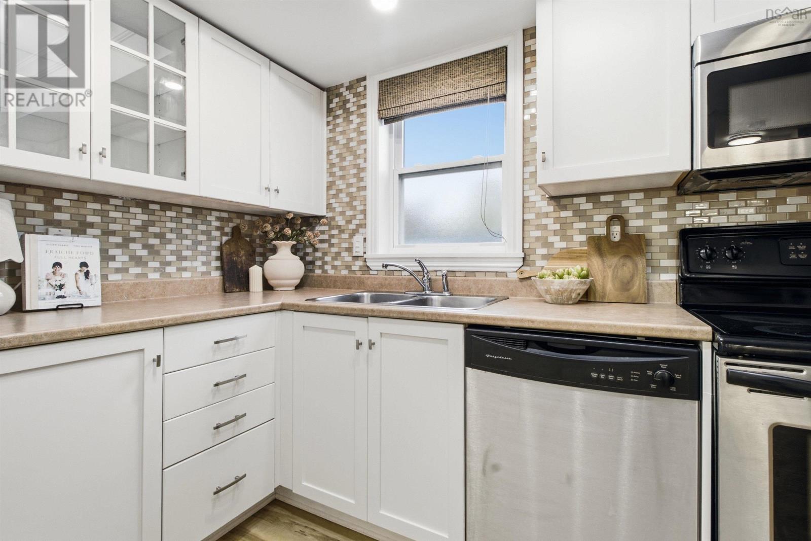 104 52 Irishtown Road Property Photo 12