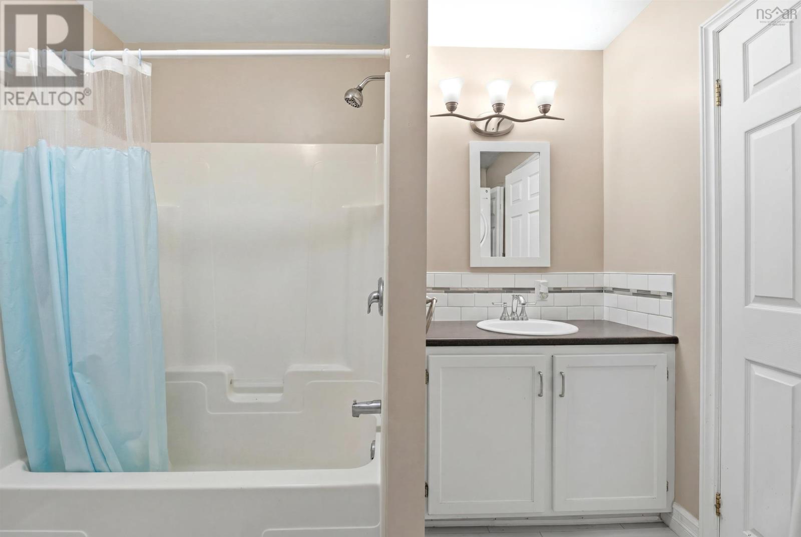 104 Gaspereau Avenue Property Photo 11