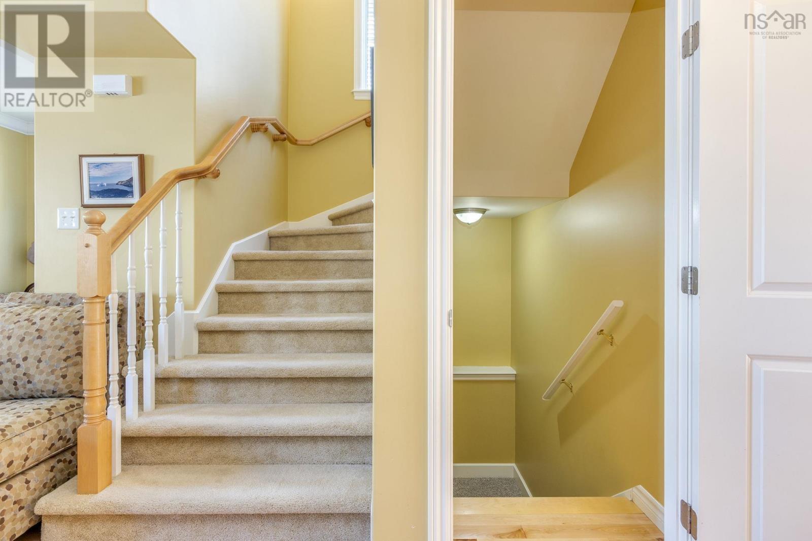 76 Outrigger Crescent Property Photo 17