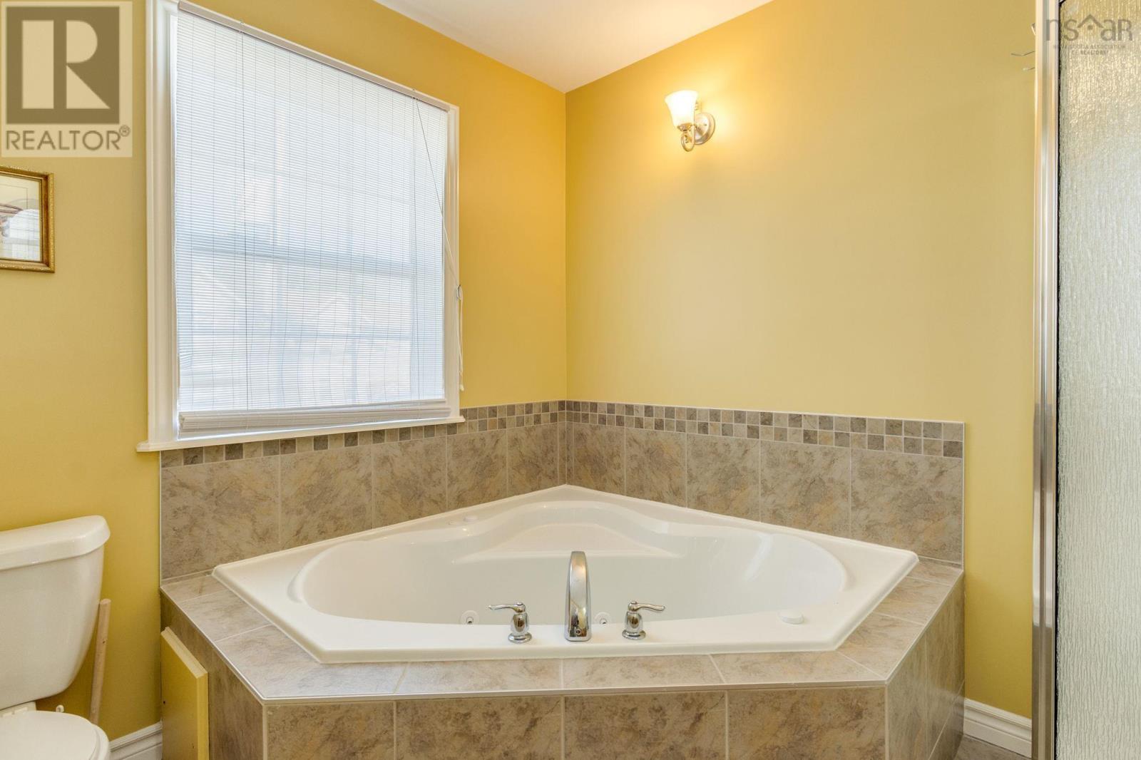 76 Outrigger Crescent Property Photo 30