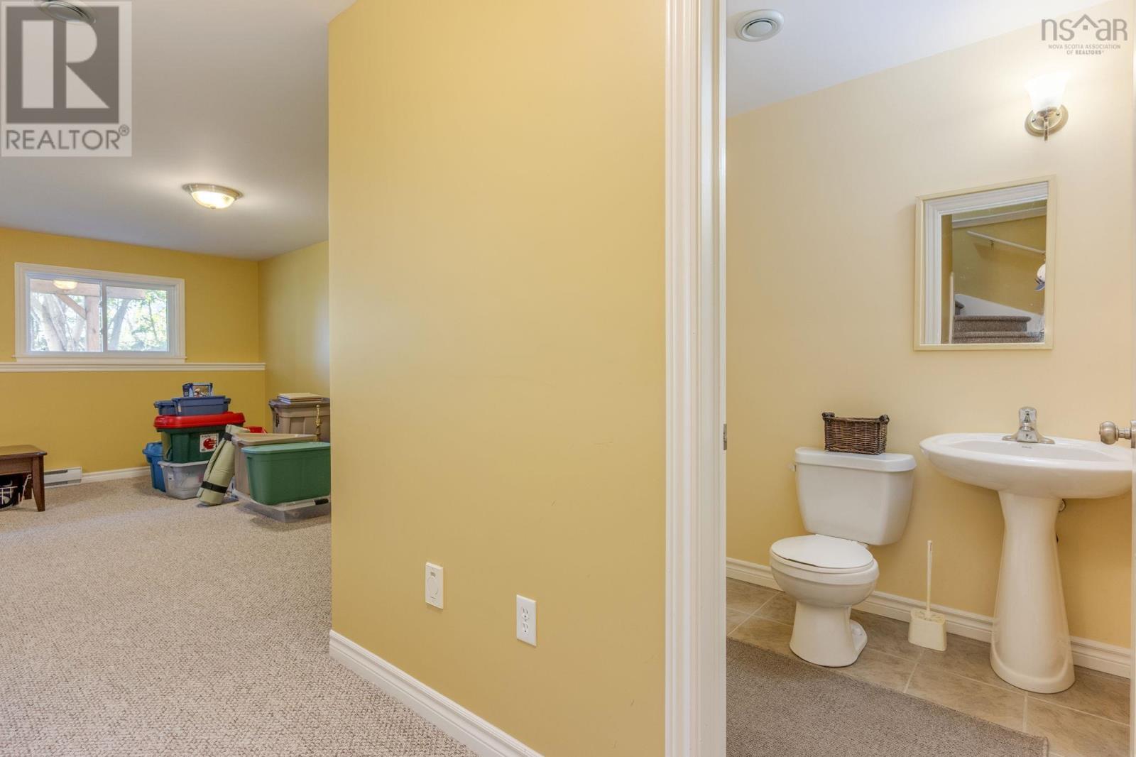 76 Outrigger Crescent Property Photo 41