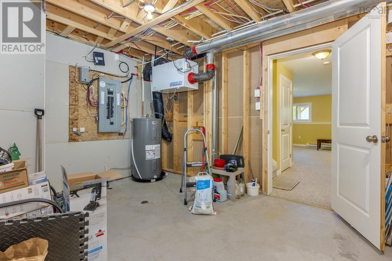 76 Outrigger Crescent Property Photo 43