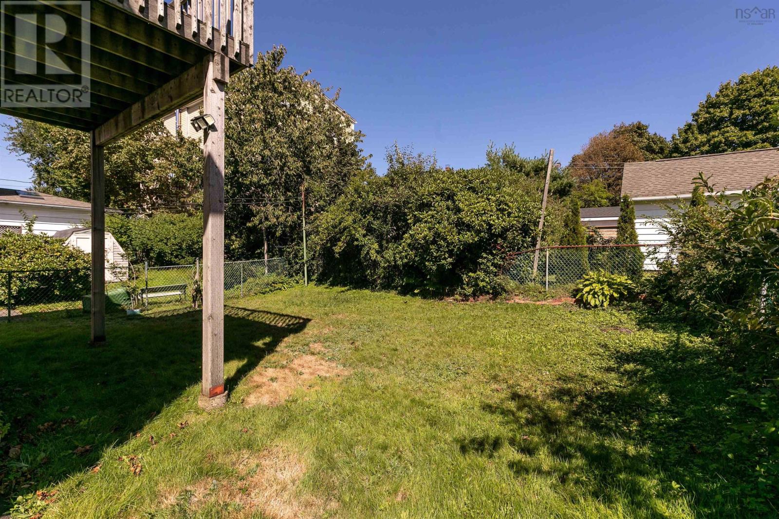2875 Connaught Avenue Property Photo 29