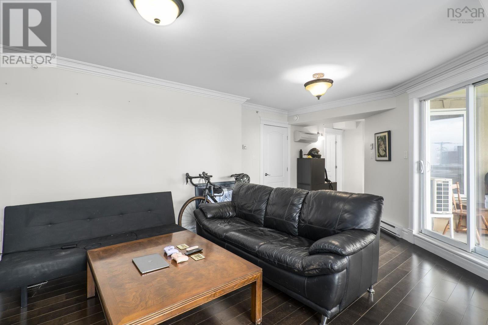 301 5689 Cunard Street Property Photo 3