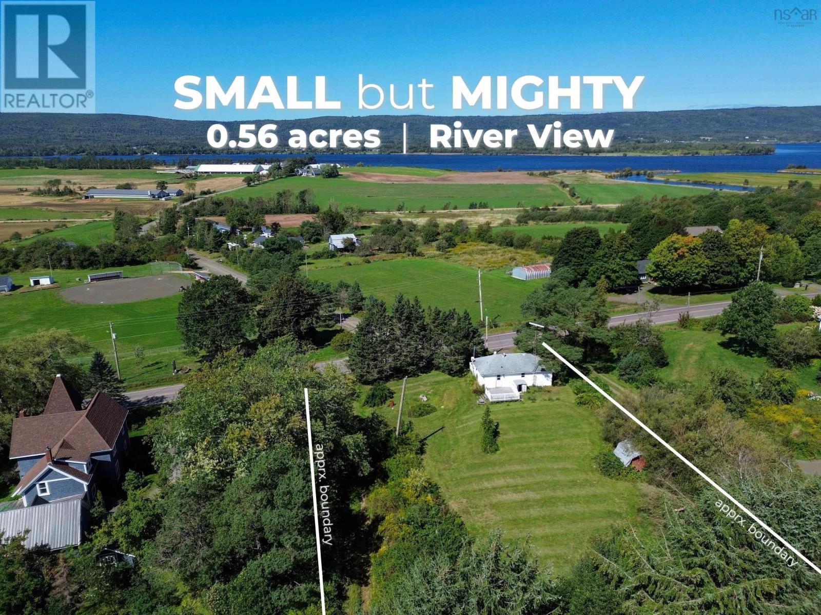 1372 Highway 201 Property Photo 1