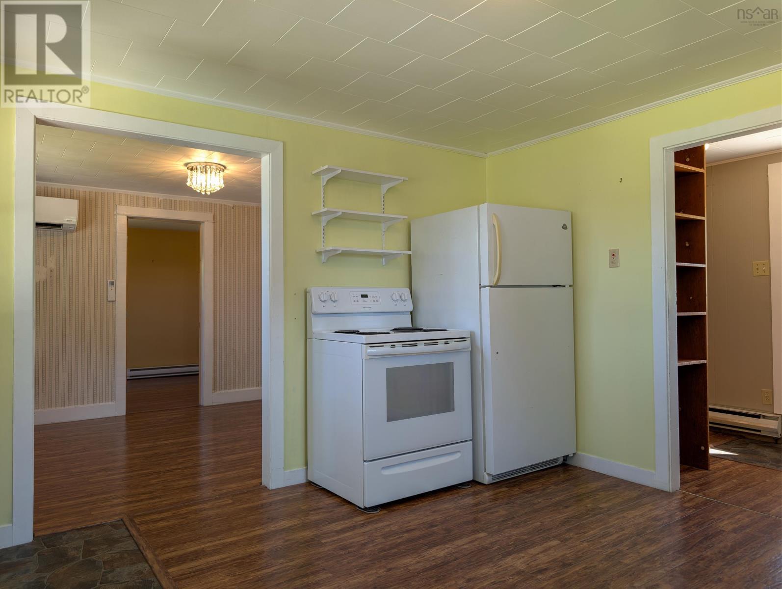 1372 Highway 201 Property Photo 16