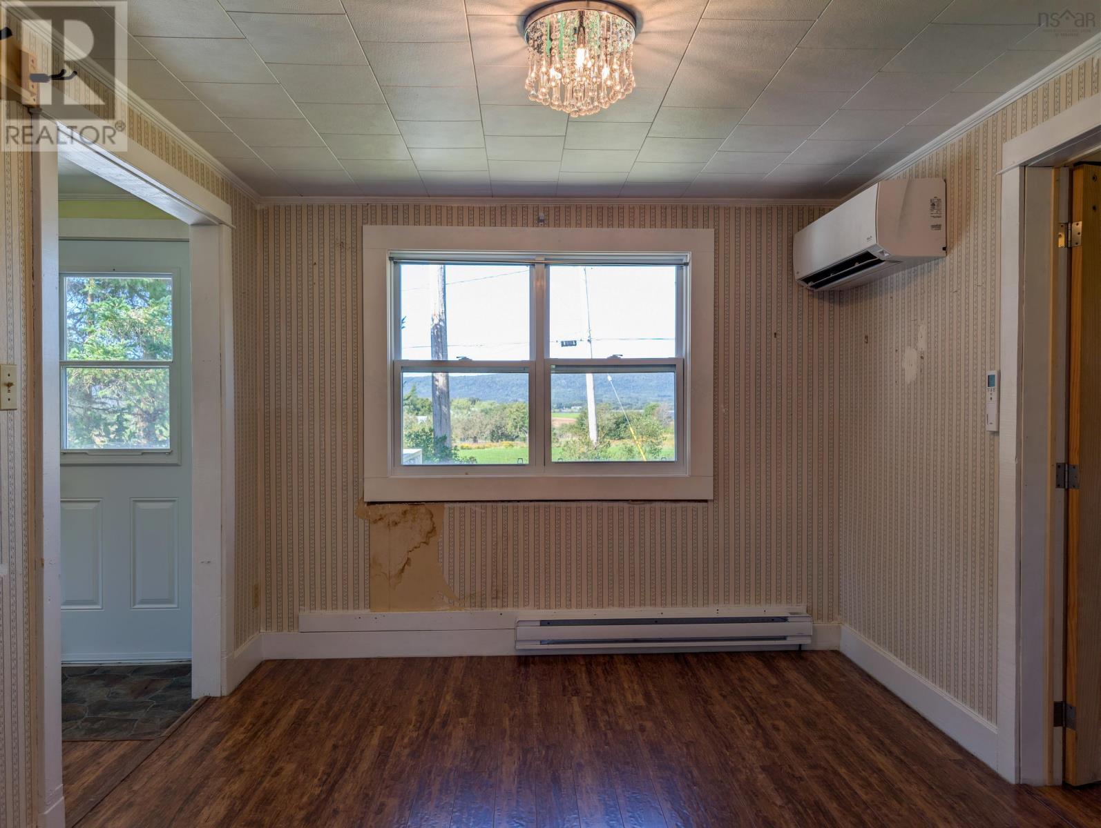 1372 Highway 201 Property Photo 22