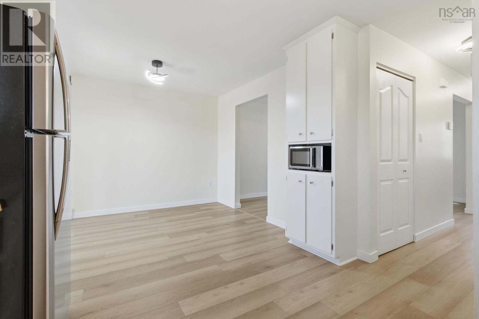 54 Wynn Castle Drive Property Photo 12