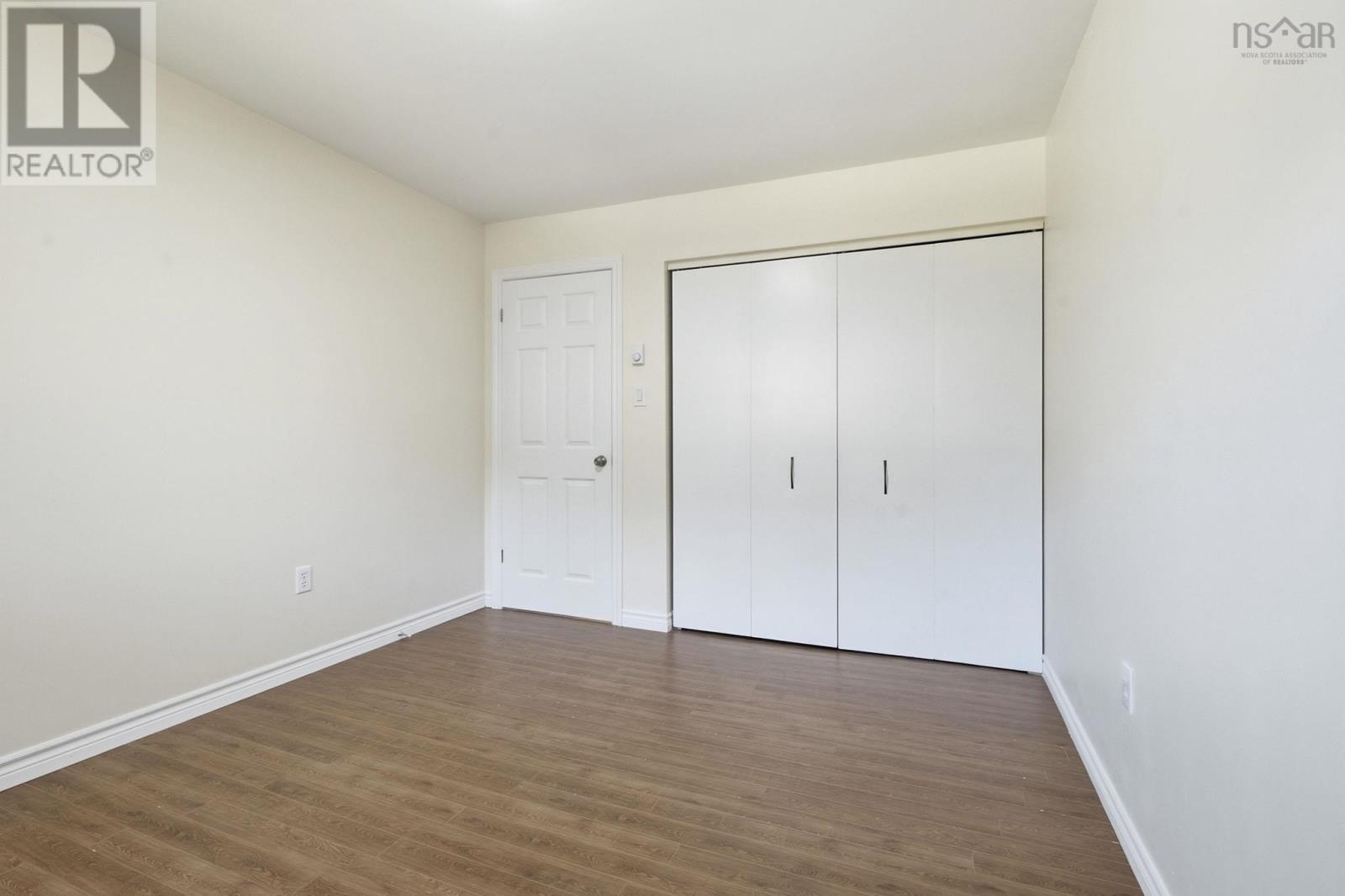 54 Wynn Castle Drive Property Photo 21
