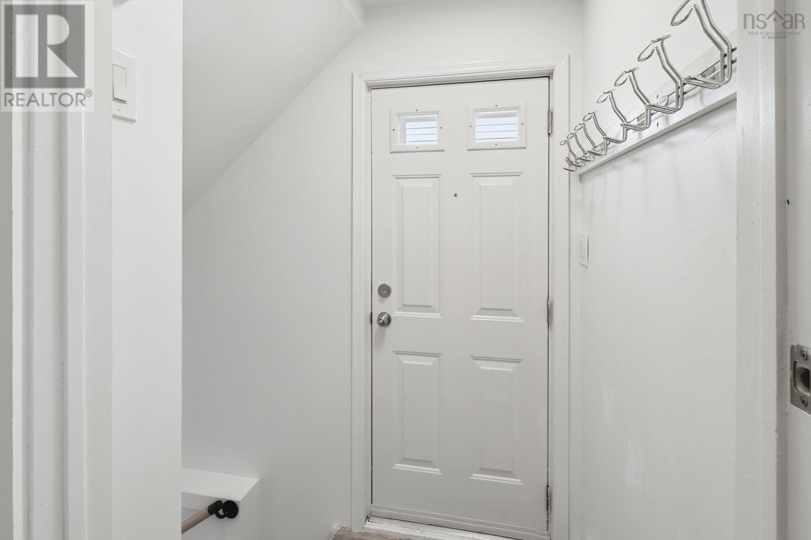 54 Wynn Castle Drive Property Photo 28
