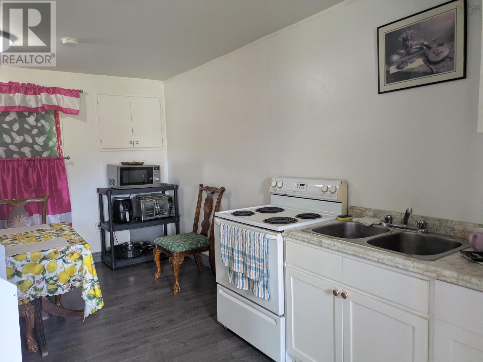 60 Alba, Orangedale Road West Property Photo 7